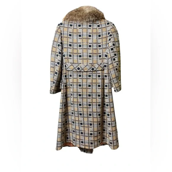 Vintage Tweed and Raccoon, Penny Lane fur coat, medium - Picture 6 of 10